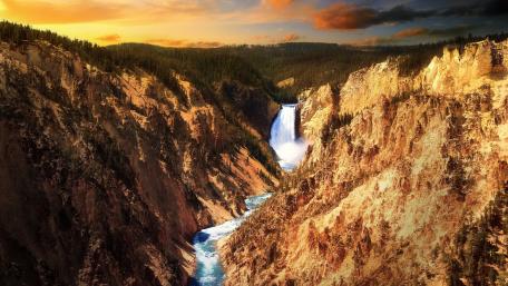 Yellowstone Lake Upper Falls wallpaper