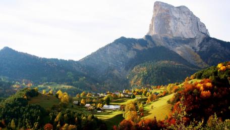 Mont Aiguille wallpaper