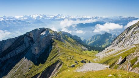 Mount Pilatus wallpaper