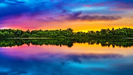 Colorful Evening Reflection on Lake wallpaper
