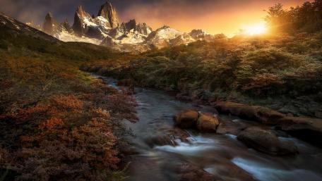 Monte Fitz Roy (Los Glaciares National Park) wallpaper