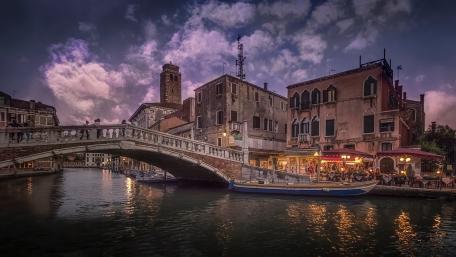 Rialto Bridge wallpaper