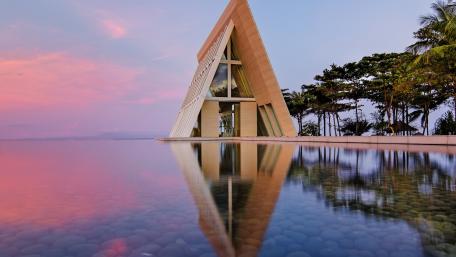 Infinity Chapel (Bali) wallpaper