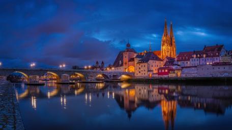 Danube in Regensburg wallpaper