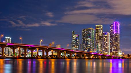 Biscayne Bay Bridge by night wallpaper