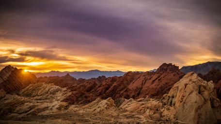 Mountain Majesty in Golden Light wallpaper
