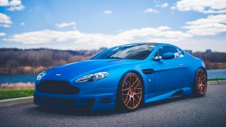 Sleek Aston Martin Dream Car Wallpaper wallpaper