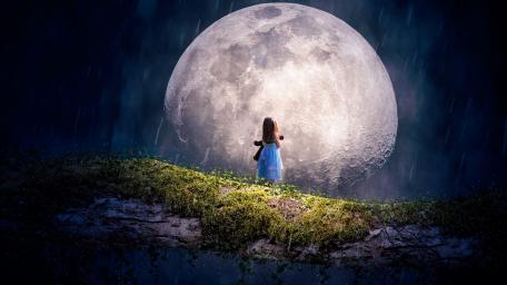 Moonlit Dreamland Adventure wallpaper