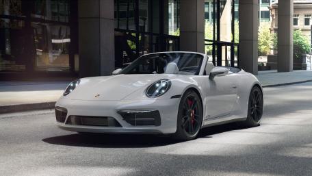 Porsche 911 Dream Car in Urban Setting wallpaper