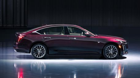 Sleek Cadillac CT5-V Luxury Performance Wallpaper wallpaper