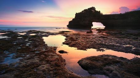 Tanah Lot wallpaper