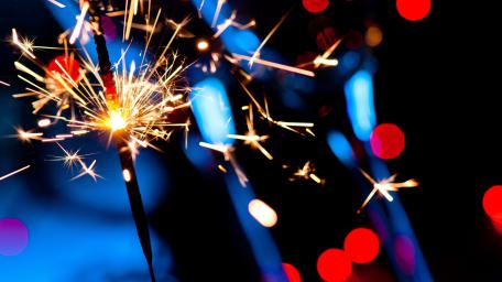 Magical Sparks Light Up the Night wallpaper