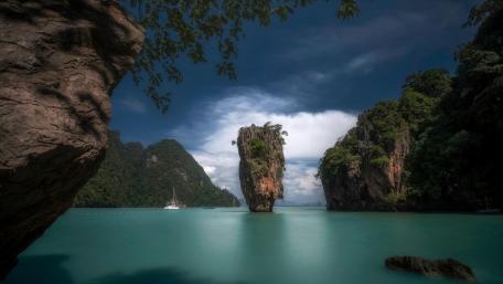 James Bond Island wallpaper