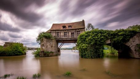 The Old Mill of Vernon wallpaper