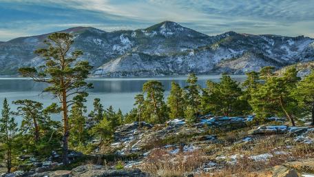 Lake Jasybay, Bayanaul National Park wallpaper