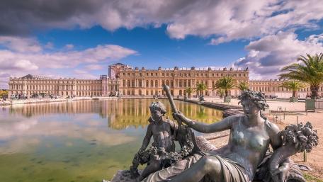 La Dordogne (Palace of Versailles) wallpaper