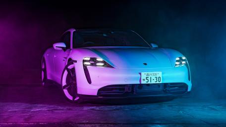 Neon Porsche Taycan Turbo S Dreamcar wallpaper