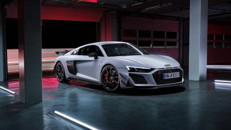 Audi R8 V10 GT RWD wallpaper