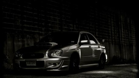 Nighttime Elegance in Monochrome wallpaper