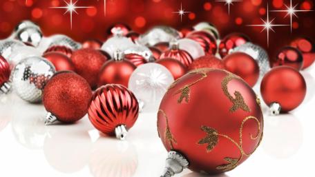 Festive Red and White Christmas Delight wallpaper