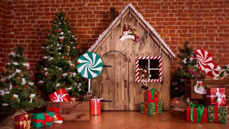 Charming Christmas Wonderland for Festive Celebrations wallpaper