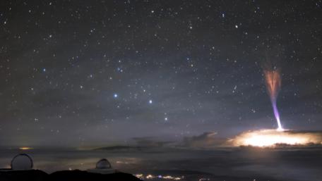 Lightning Strikes Up wallpaper