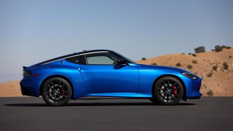 Nissan Fairlady Z wallpaper