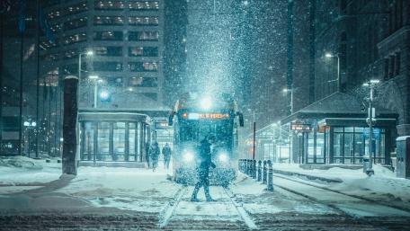 Snowy Winter Night in the Cityscape wallpaper