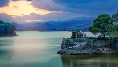 Serene Gazebo by the Tranquil Lake wallpaper