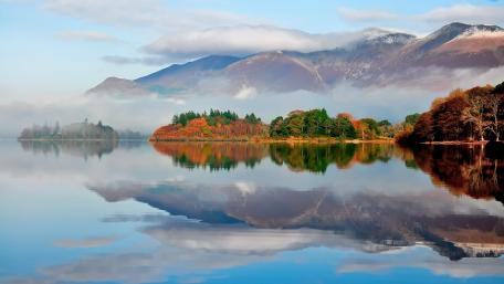 Autumn Serenity at the Lake wallpaper