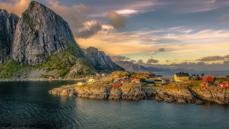 Hamnoy wallpaper
