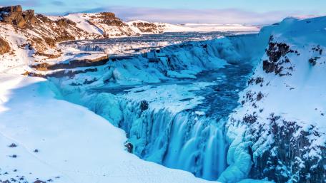 Gullfoss waterfall in winterime wallpaper