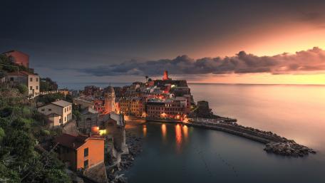 Vernazza sunset wallpaper