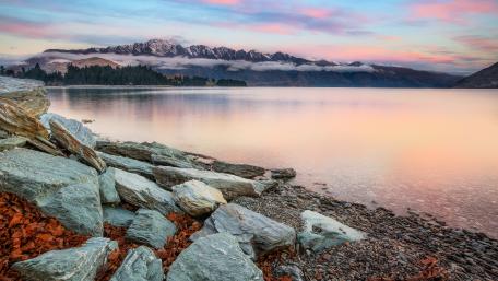 Lake Wakatipu (New Zealand) wallpaper