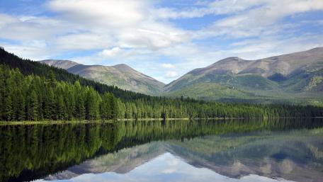 Pozaryme Lake wallpaper
