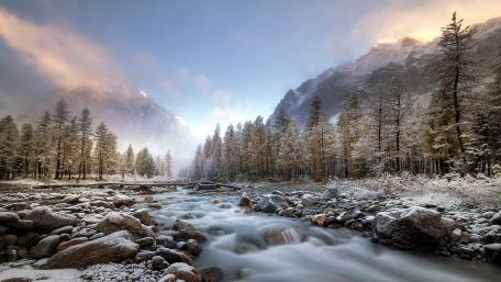 Serene Winter Riverbed Scene in Late Autumn wallpaper