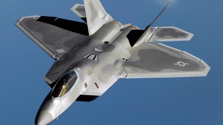 Lockheed Martin F-22 Raptor wallpaper