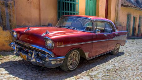 Chevrolet Bel Air in Havana wallpaper