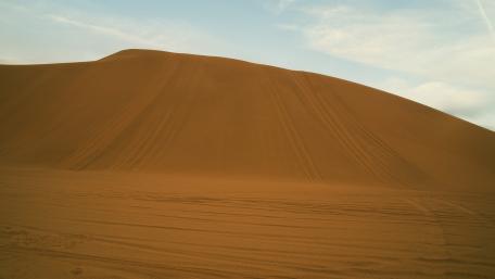SAND AND SKY wallpaper