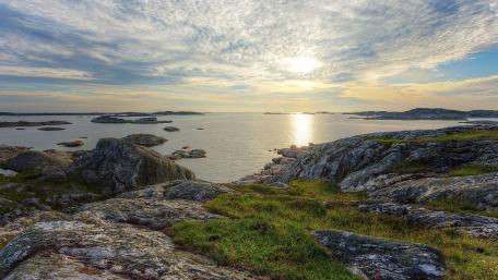 Scenic Coastal Serenity wallpaper