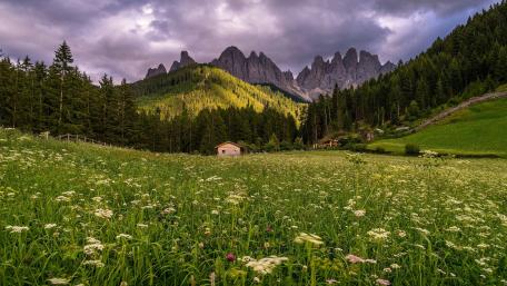 Dolomites wallpaper