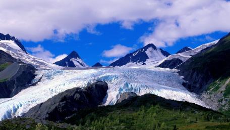Majestic Glacier Under Bright Blue Sky wallpaper