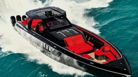 Sleek Yacht Thrilling the Waves wallpaper