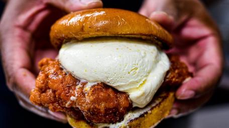 Chicken sandwich with ice cream wallpaper