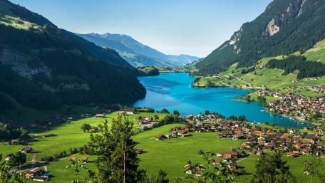 Lake Lungern (Switzerland) wallpaper