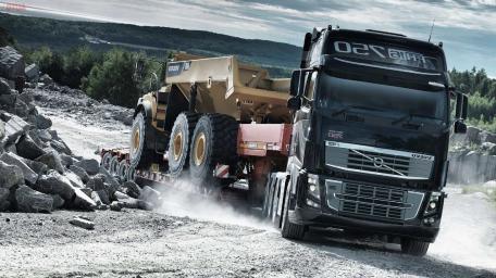 Powerful Volvo FH Truck in Action wallpaper