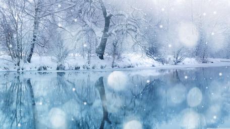 Snowy Serenity: A Winter Wonderland Reflection in 4K wallpaper