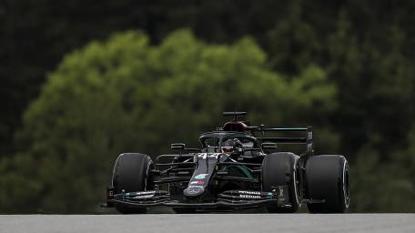 Thrilling Formula 1 Mercedes Action wallpaper