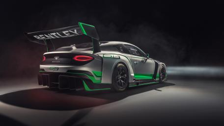 Sleek Bentley Continental GT3 Sports Car Wallpaper wallpaper