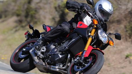 2014 Yamaha FZ-09 wallpaper